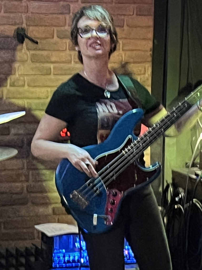 THE REEDS bass player